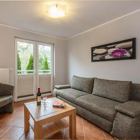 아파트 Tema 11 제바트헤링스도르프